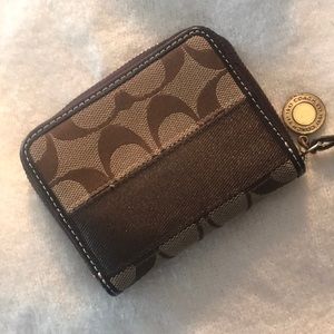 Coach signature wallet